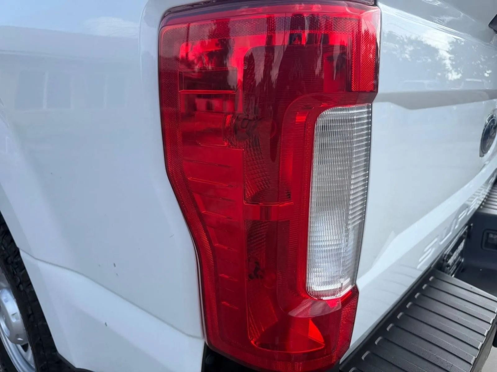 Ford F-250 photo 13