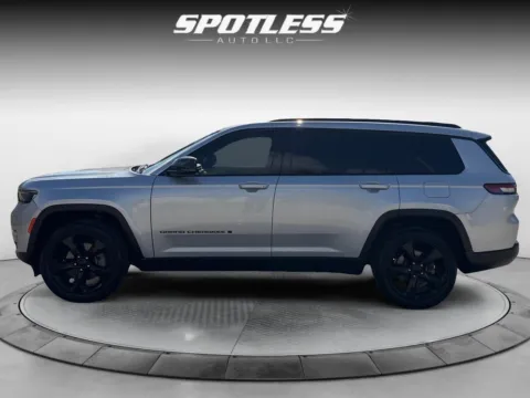 Another view of 2021 Jeep Grand Cherokee L Limited for sale in San Antonio, TX at Spotless Auto San Pedro