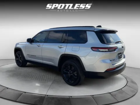 More photos of 2021 Jeep Grand Cherokee L Limited at Spotless Auto San Pedro, TX