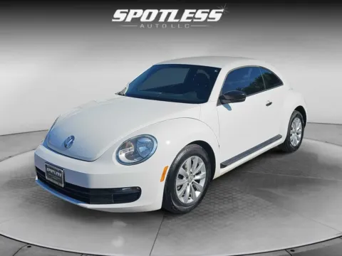 White 2013 Volkswagen Beetle 2.5L Entry PZEV for sale in San Antonio, TX