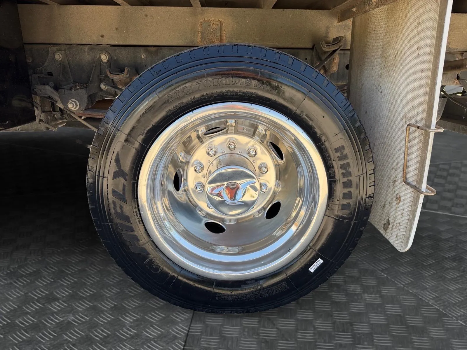 Ford F-450 photo 15