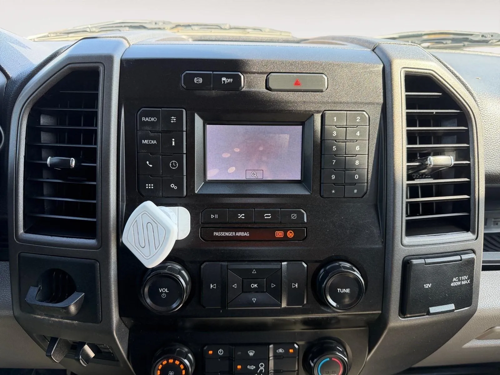 Ford F-450 photo 22