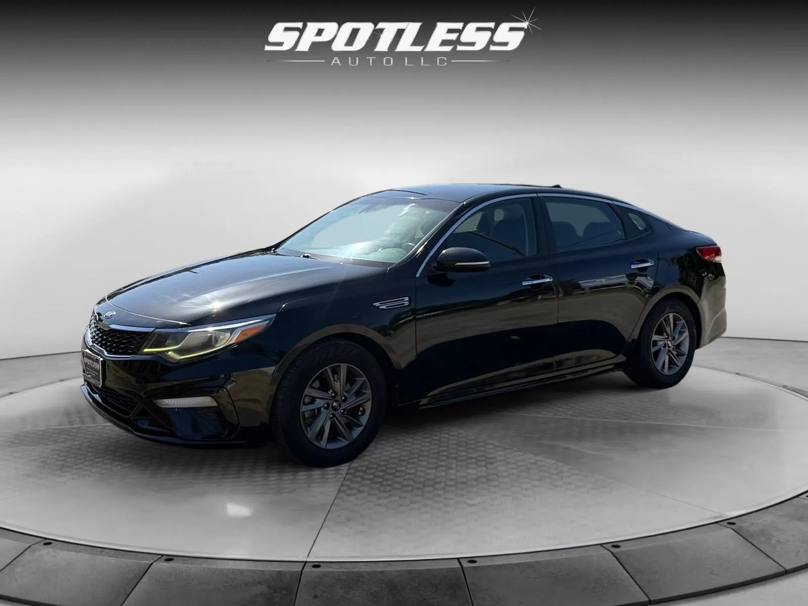 Black 2019 Kia Optima LX for sale in San Antonio, TX