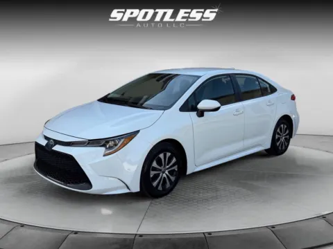 White 2022 Toyota Corolla Hybrid LE for sale in San Antonio, TX