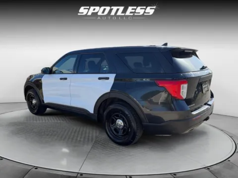 More photos of 2022 Ford Explorer Police Interceptor Utility at Spotless Auto San Pedro, TX