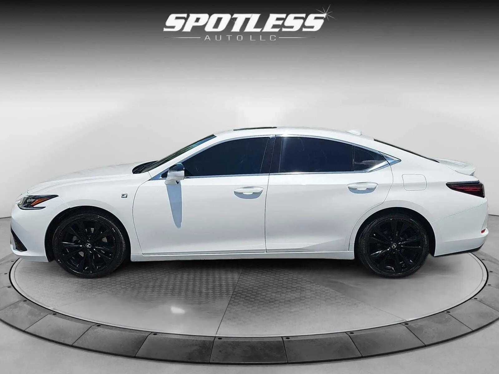 Lexus ES photo 3