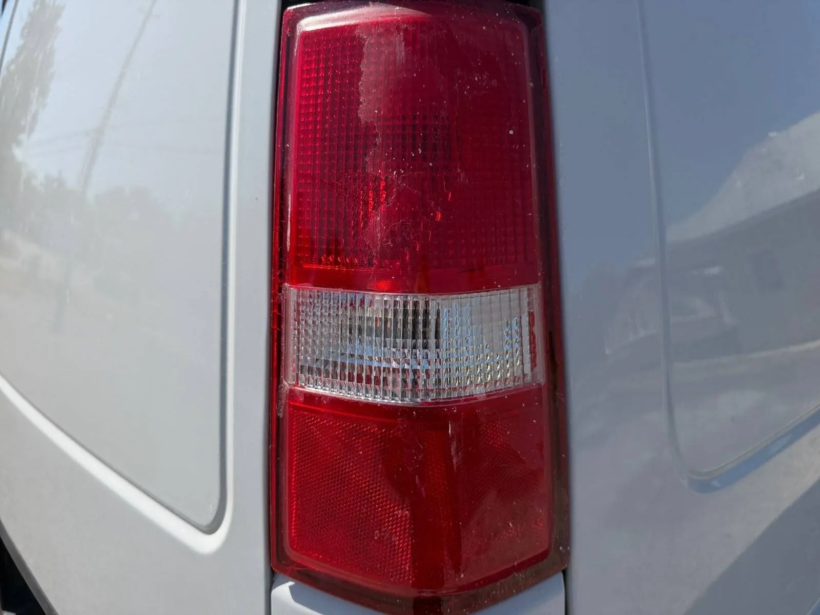Chevrolet Express photo 13