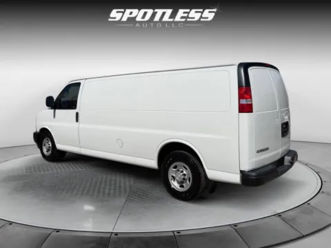 More photos of 2019 Chevrolet Express 3500 at Spotless Auto San Pedro, TX