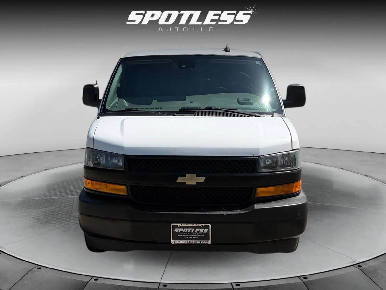 Chevrolet Express photo 5