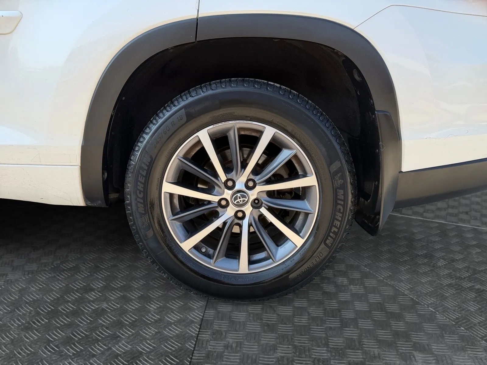 Toyota Highlander photo 15