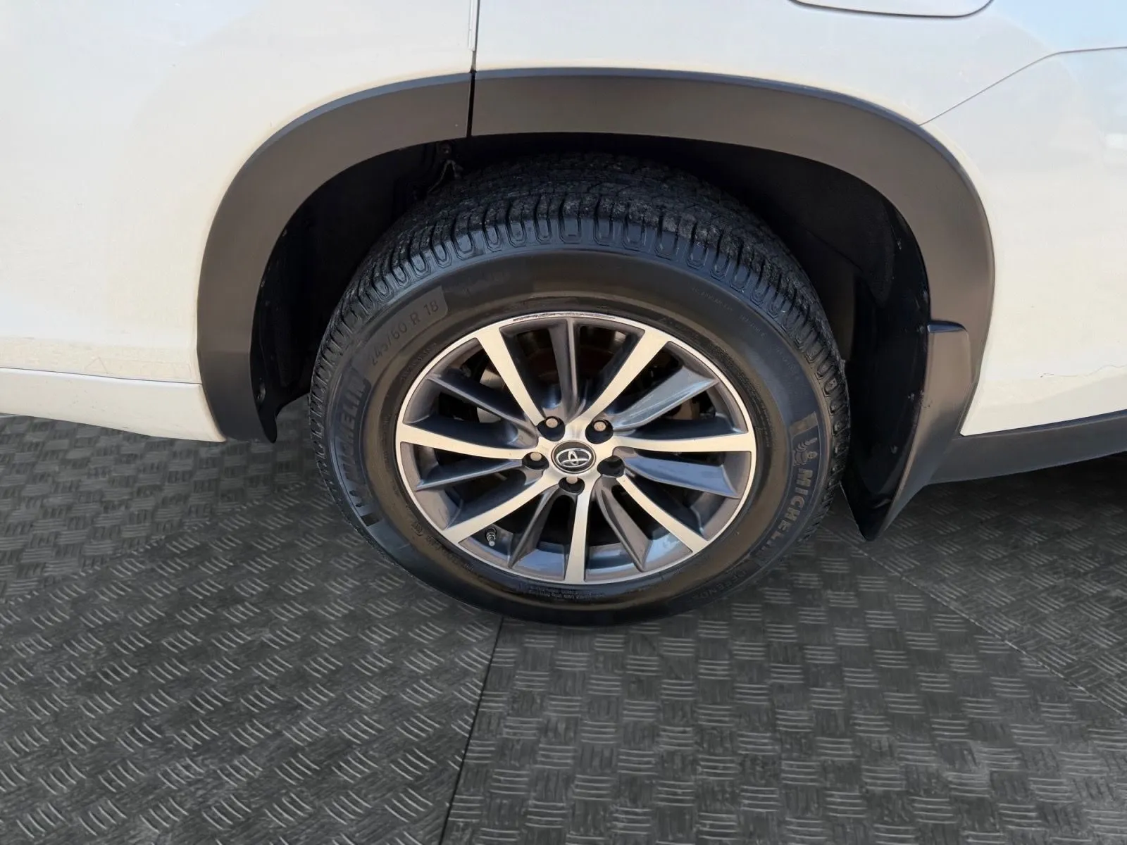 Toyota Highlander photo 14