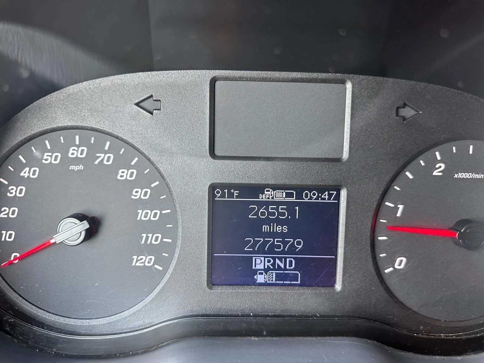 Mercedes-Benz Sprinter photo 15