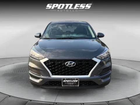 More photos of 2019 Hyundai TUCSON SE at Spotless Auto San Pedro, TX