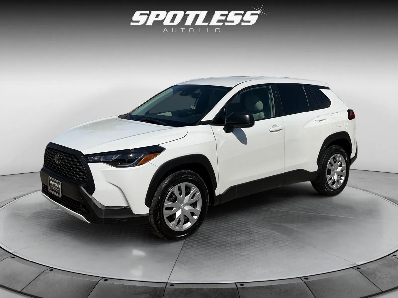 White 2022 Toyota Corolla Cross L for sale in San Antonio, TX