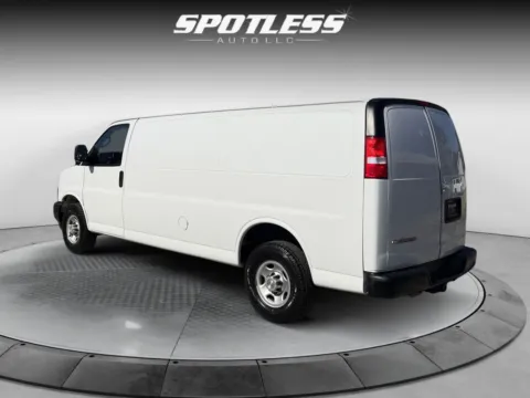 More photos of 2020 Chevrolet Express 3500 at Spotless Auto San Pedro, TX