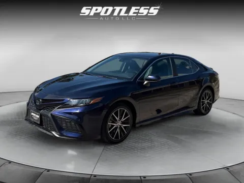 Blue 2021 Toyota Camry for sale in San Antonio, TX