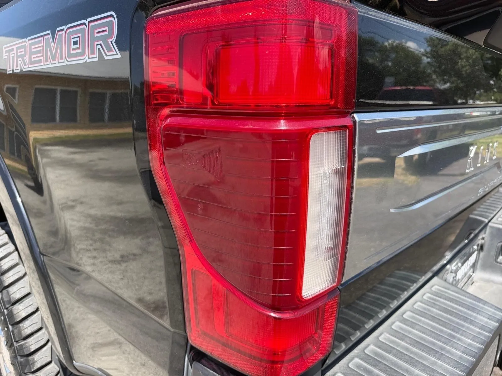Ford F-250 photo 14