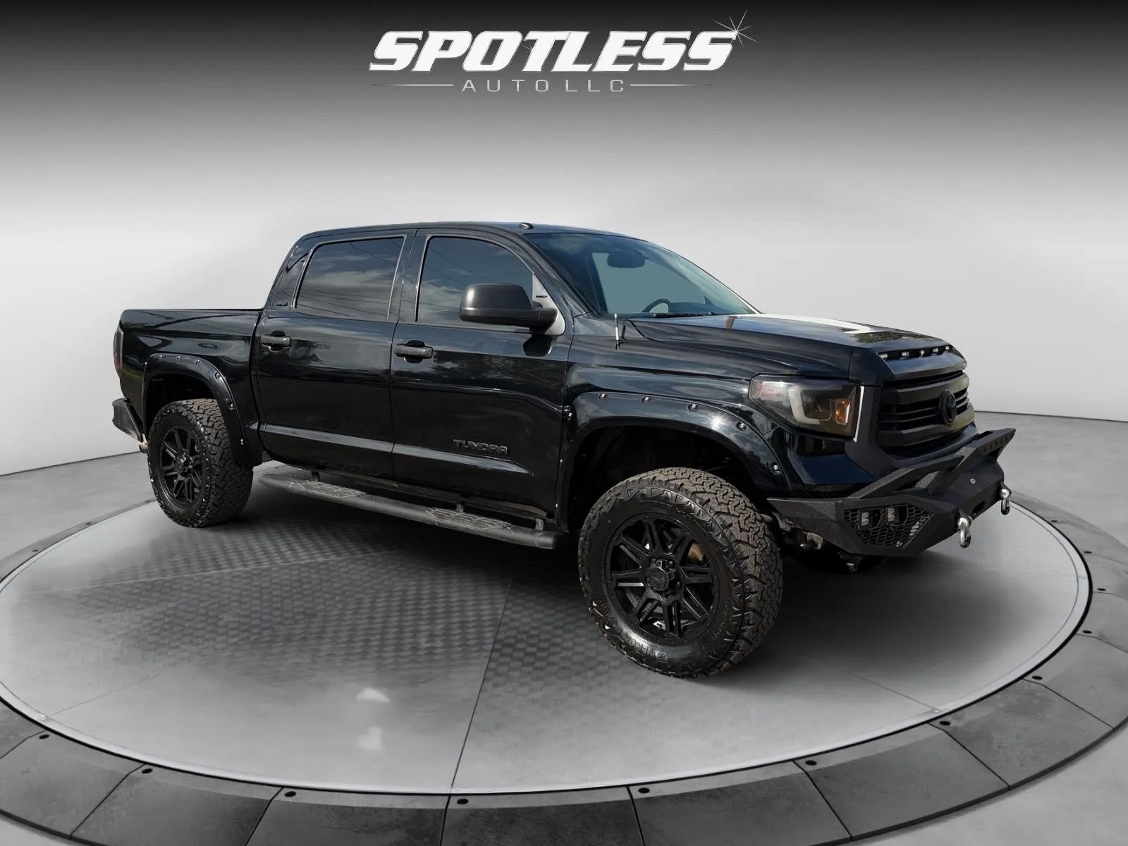 Toyota Tundra photo 7
