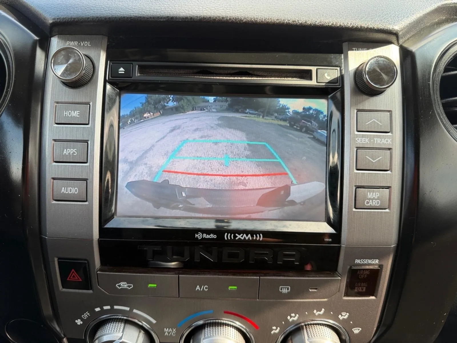 Toyota Tundra photo 23