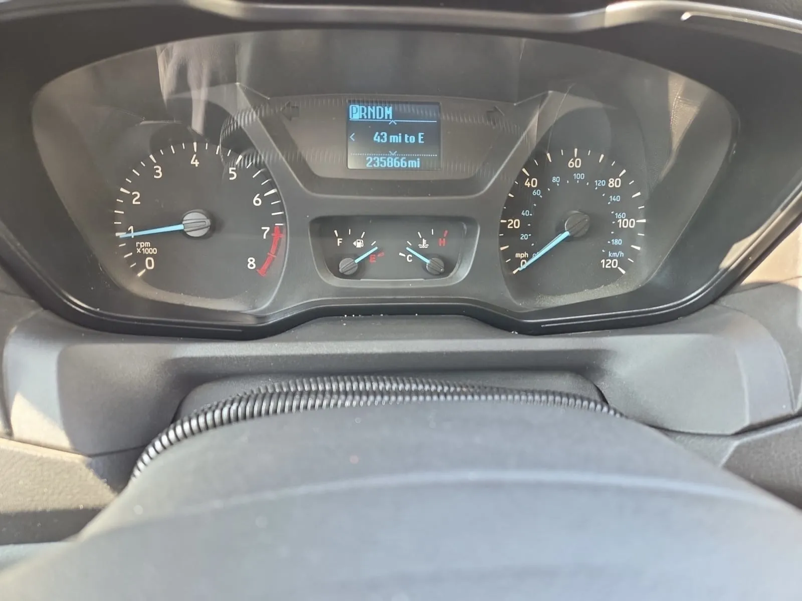 Ford Transit photo 18
