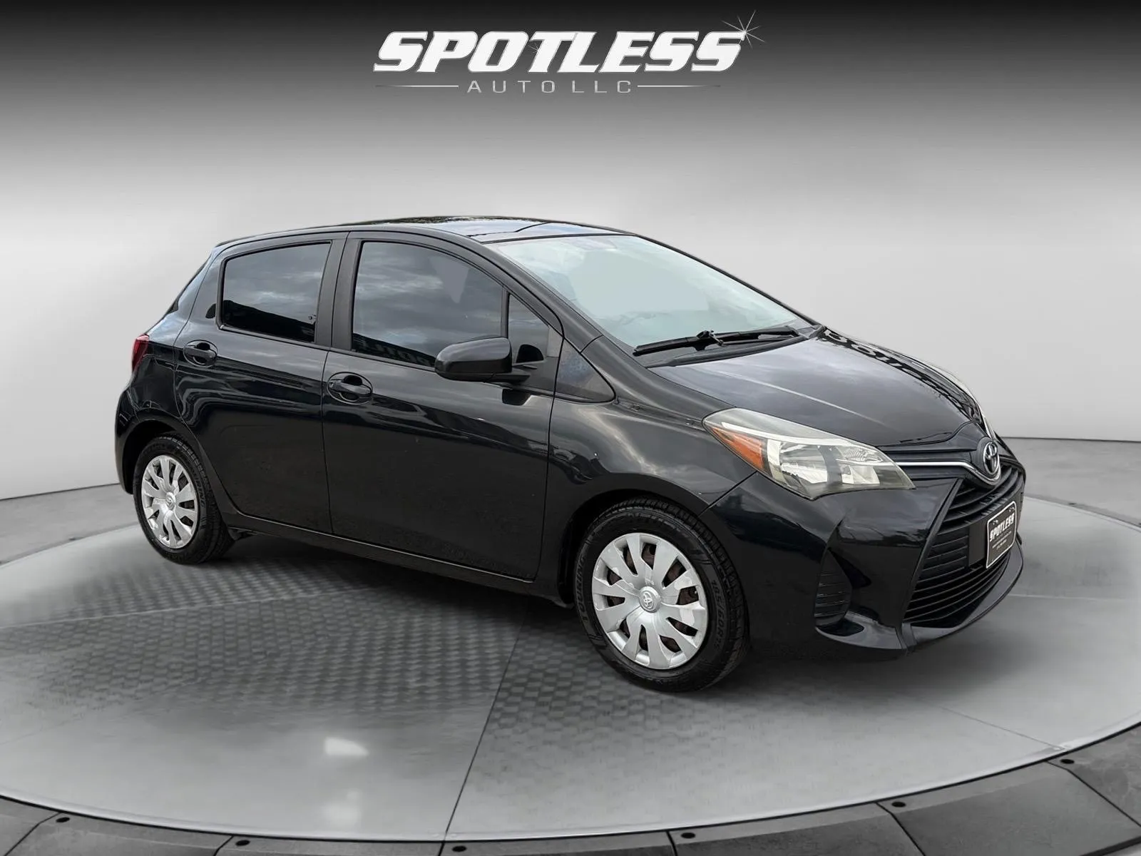 Toyota Yaris photo 7