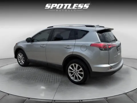 More photos of 2018 Toyota RAV4 at Spotless Auto San Pedro, TX