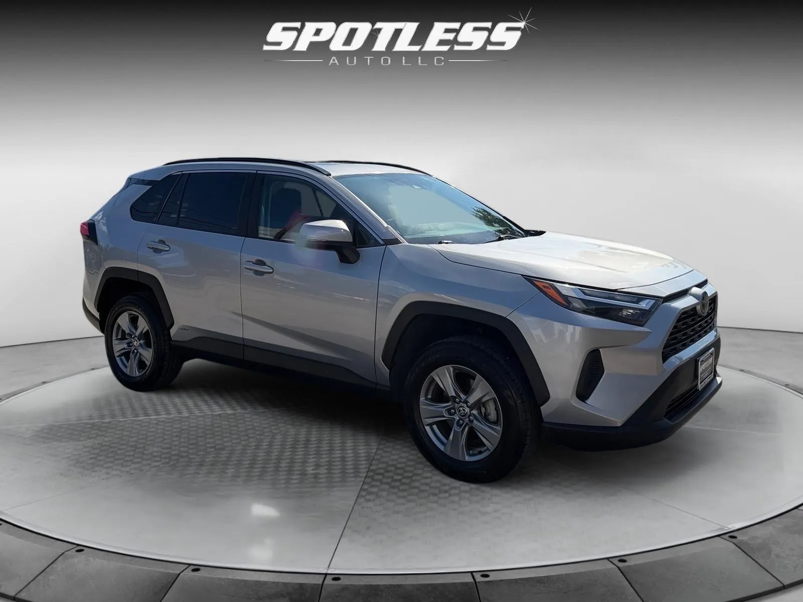 Toyota RAV4 photo 7
