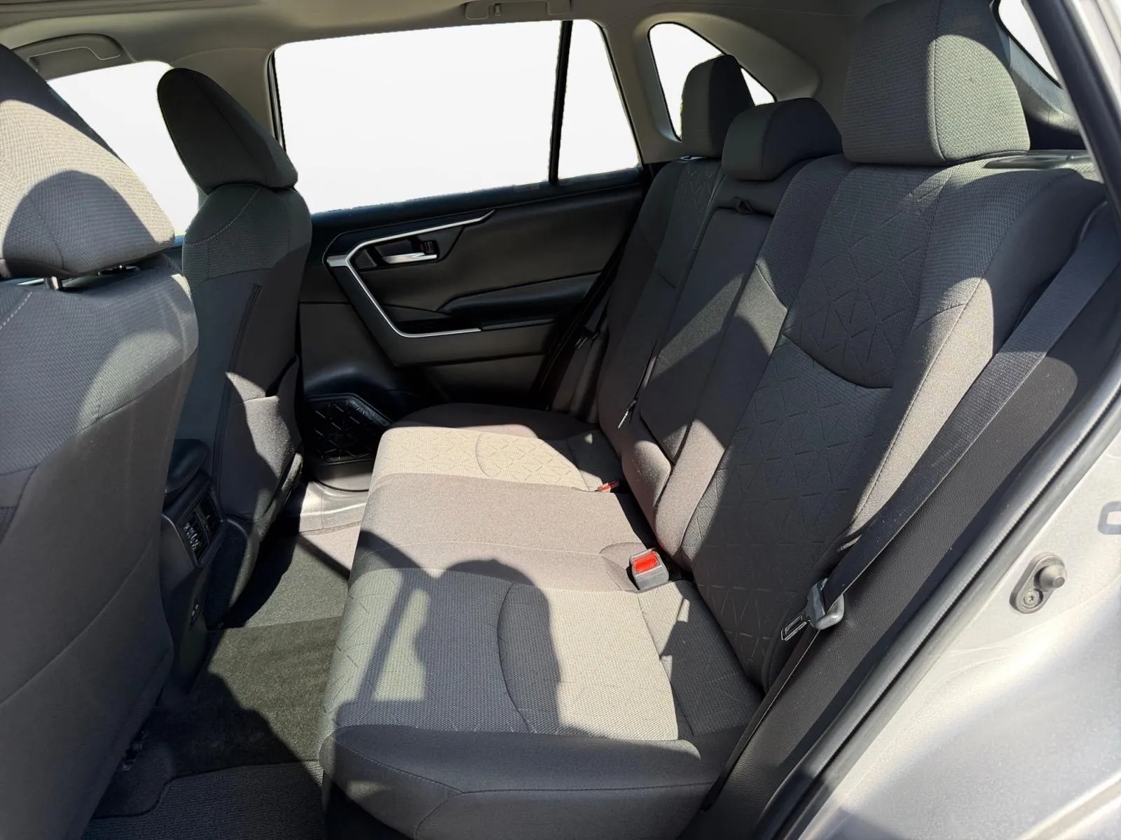 Toyota RAV4 photo 25