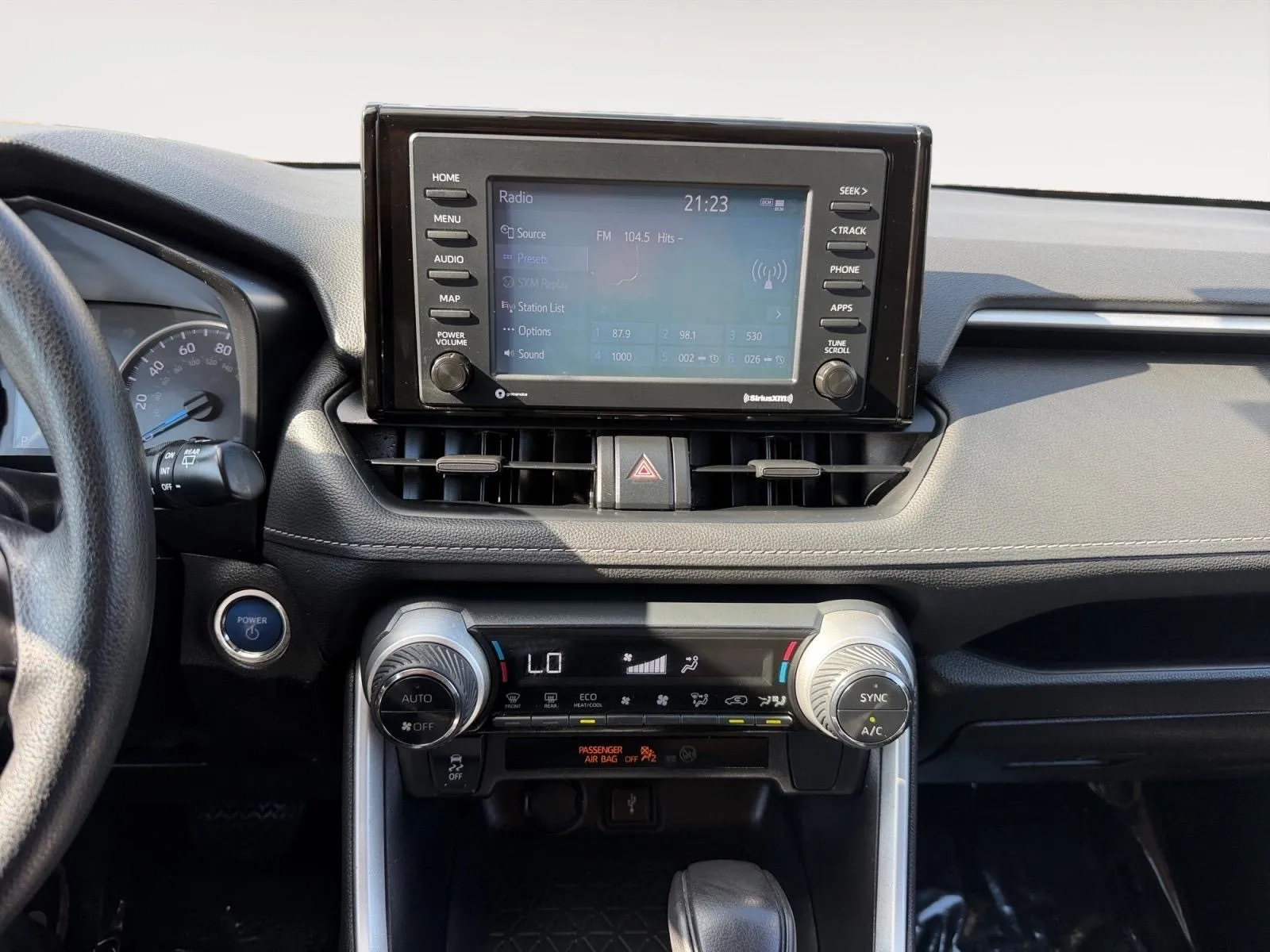 Toyota RAV4 photo 22