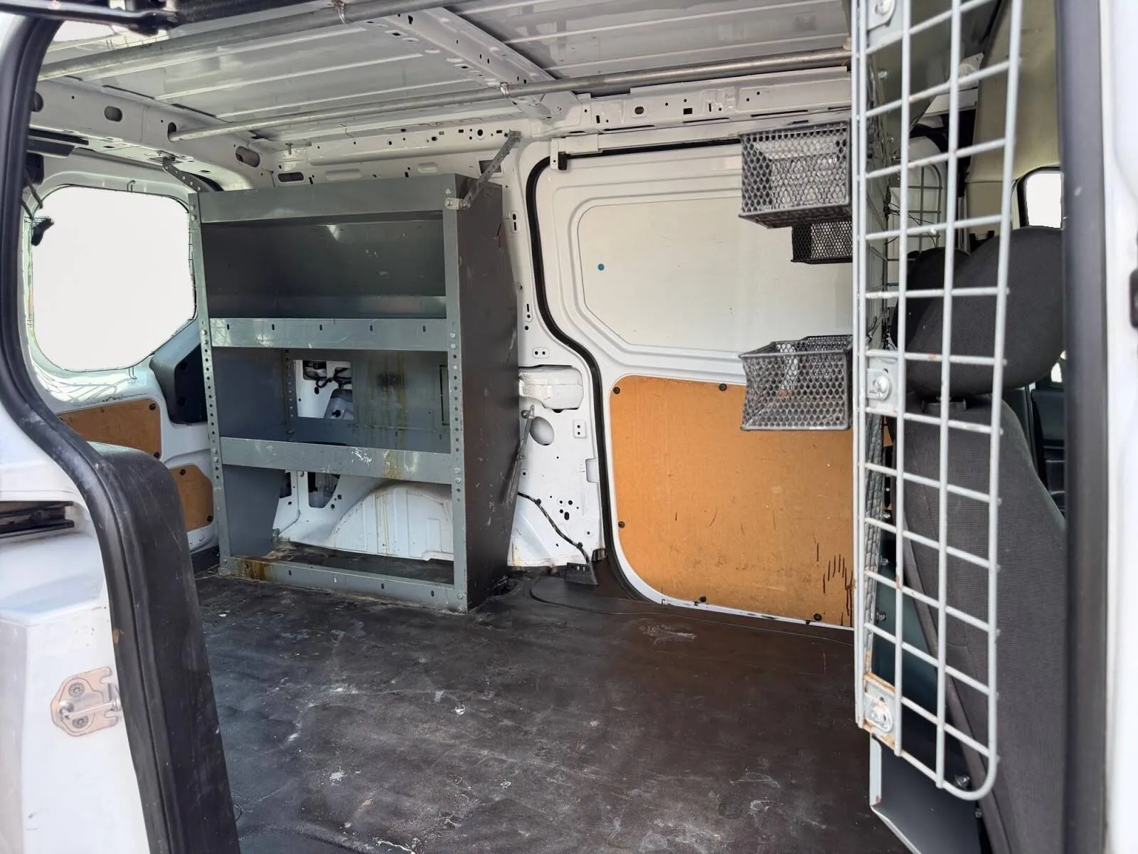 Ford Transit Connect photo 25