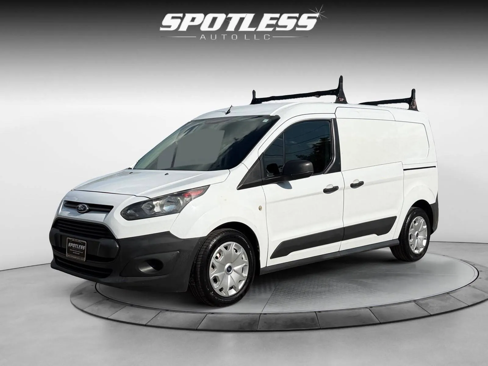 Ford Transit Connect photo 3