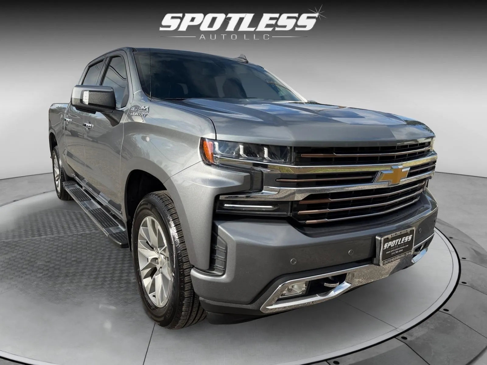 Chevrolet Silverado photo 9