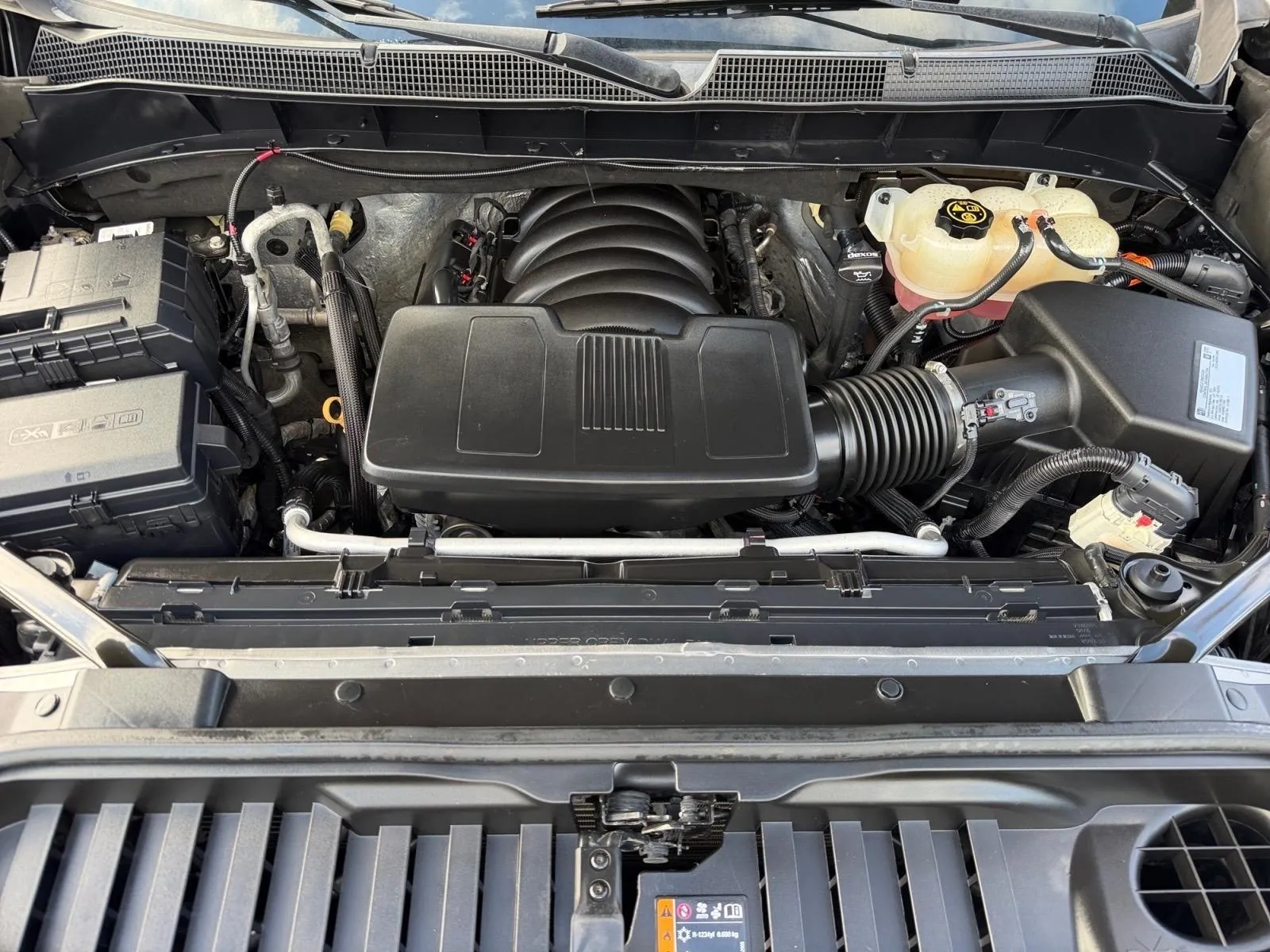 Chevrolet Silverado photo 16