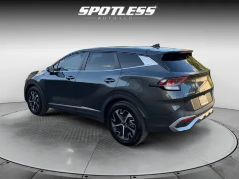 More photos of 2023 Kia Sportage EX at Spotless Auto San Pedro, TX