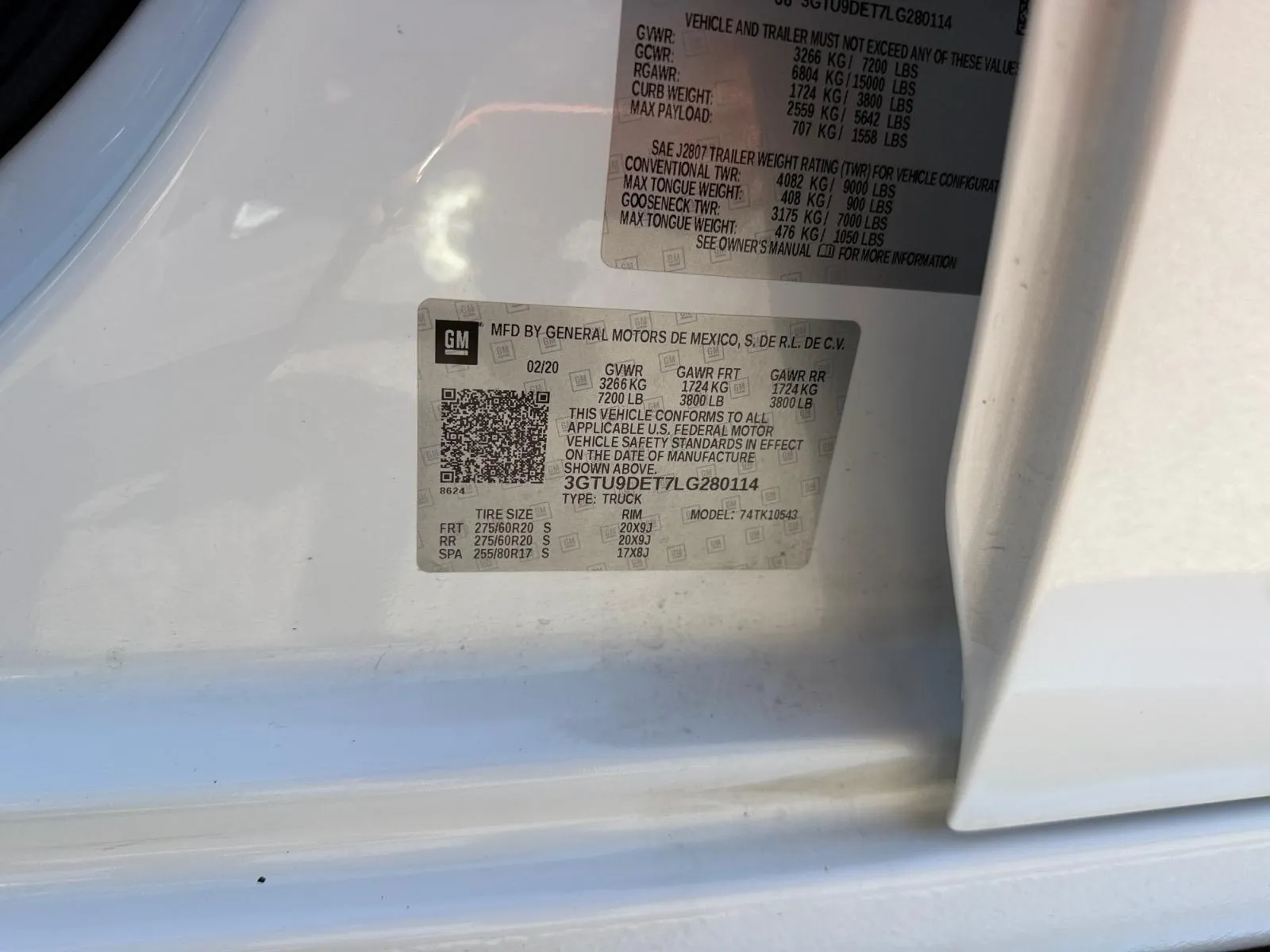 GMC Sierra photo 17