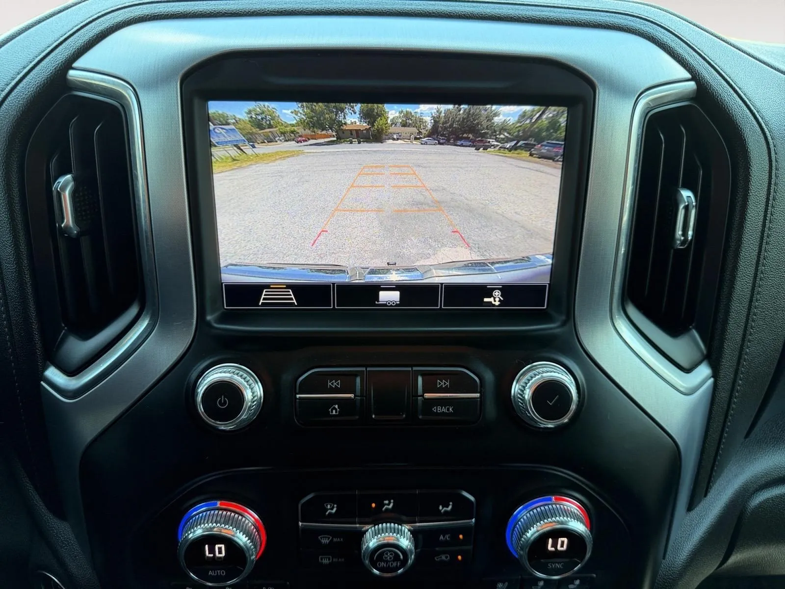 GMC Sierra photo 26