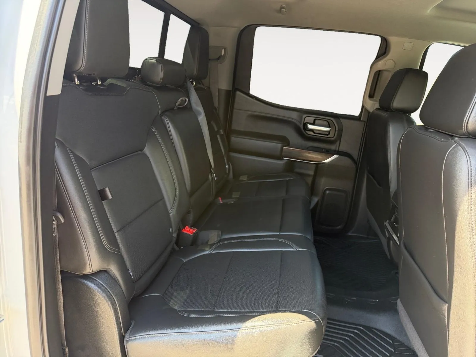 GMC Sierra photo 23