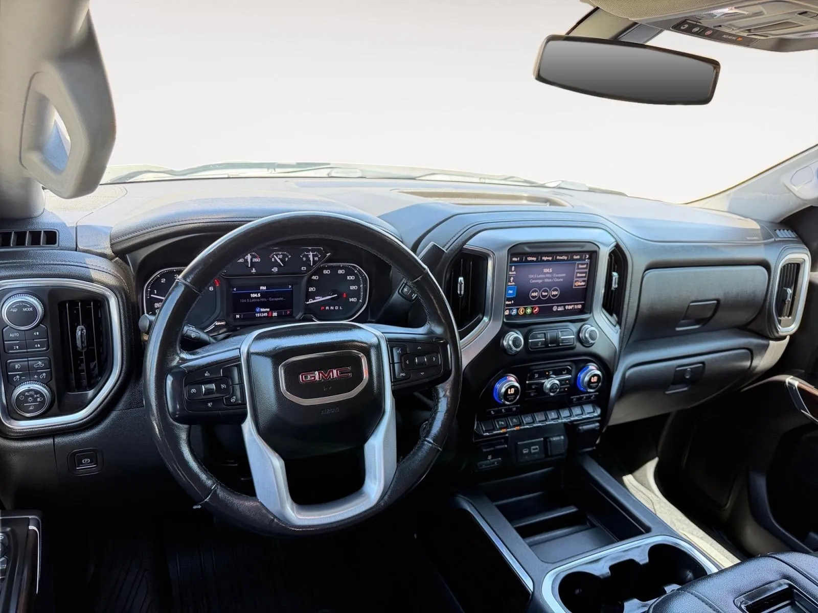 GMC Sierra photo 21