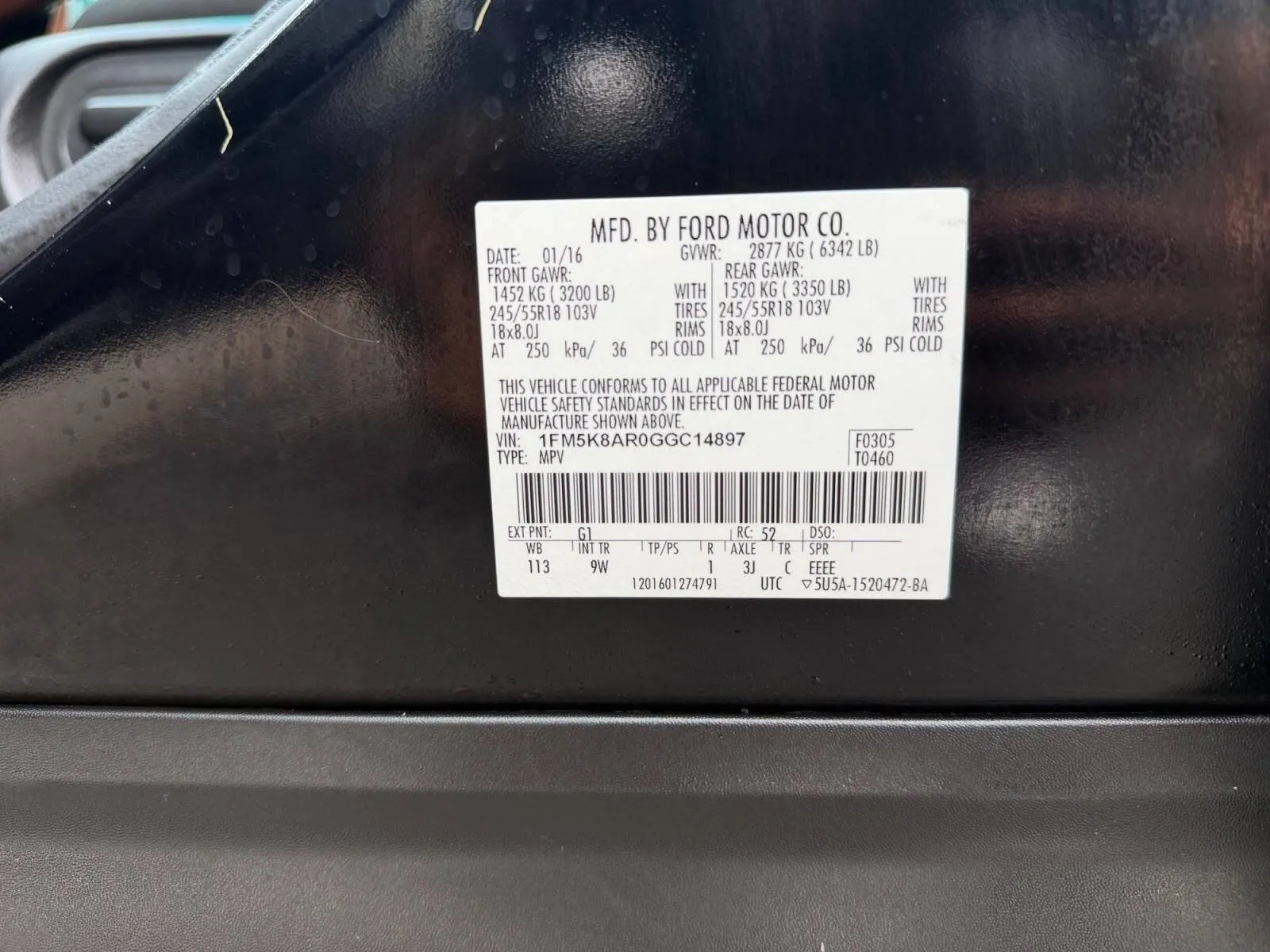 Ford Explorer photo 17