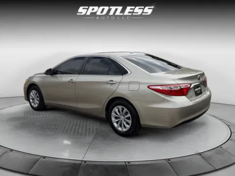 More photos of 2016 Toyota Camry Hybrid LE at Spotless Auto San Pedro, TX