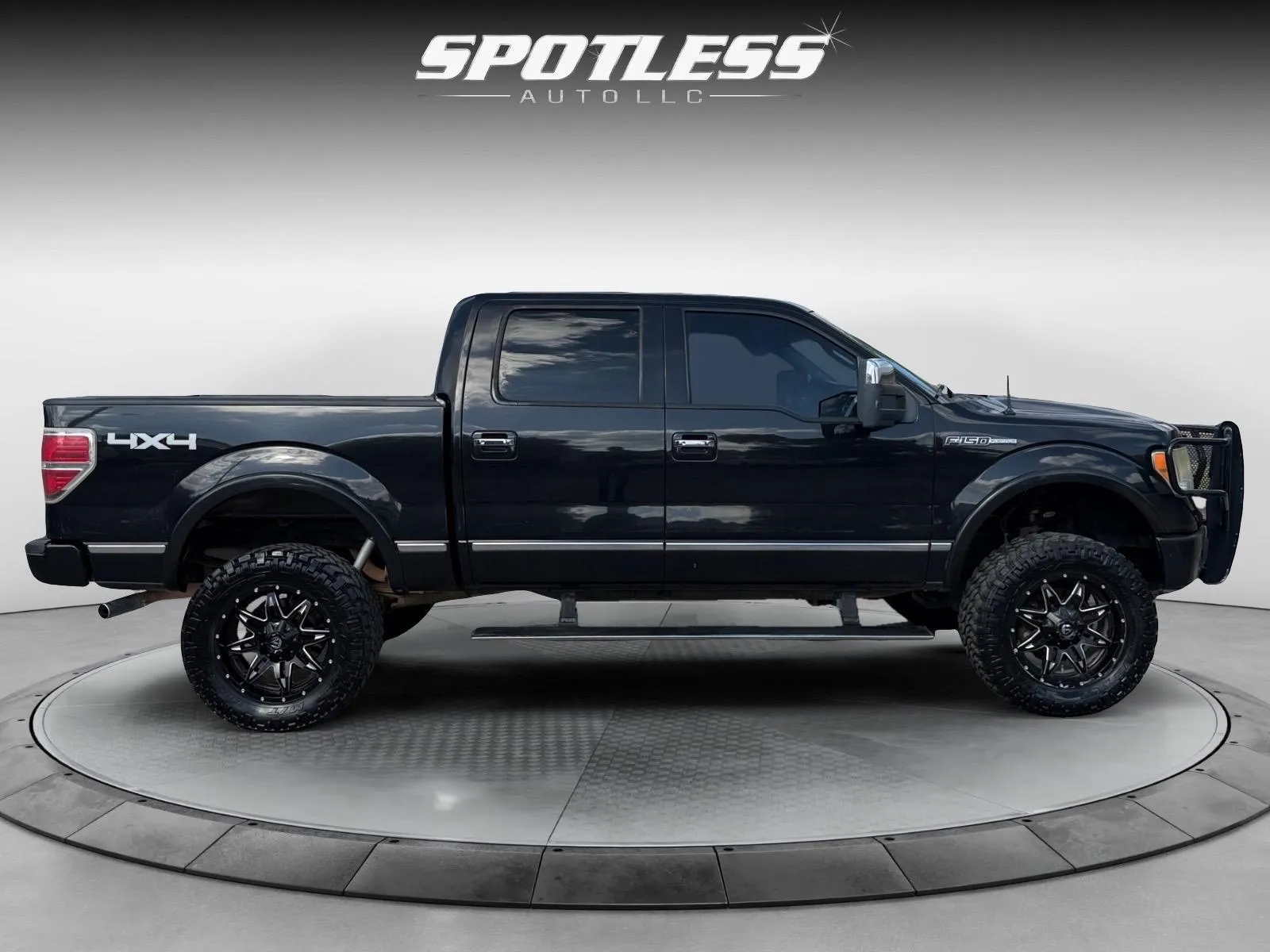 Ford F-150 photo 8