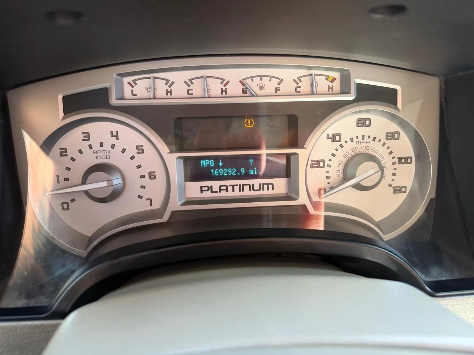 Ford F-150 photo 18