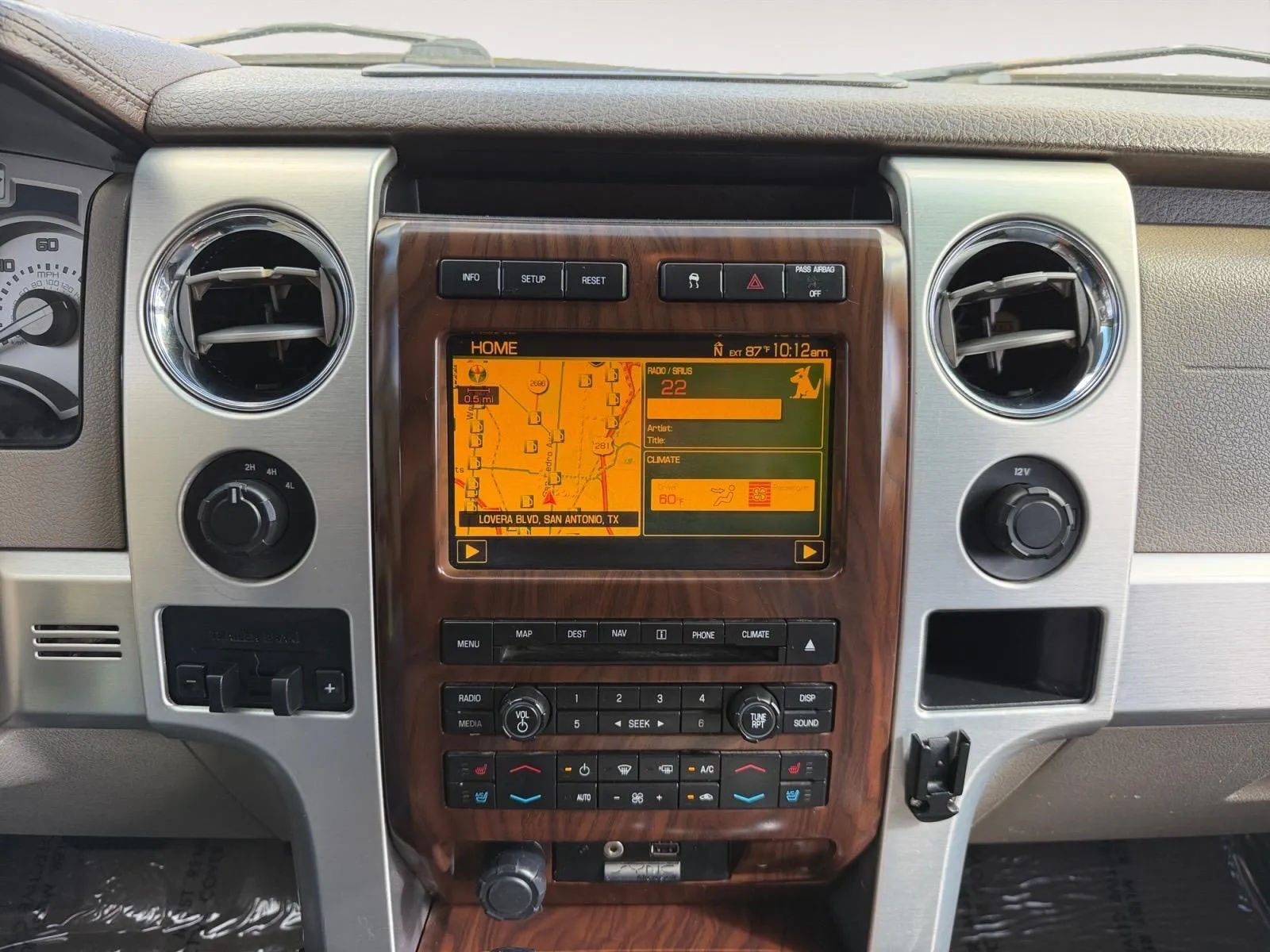 Ford F-150 photo 24