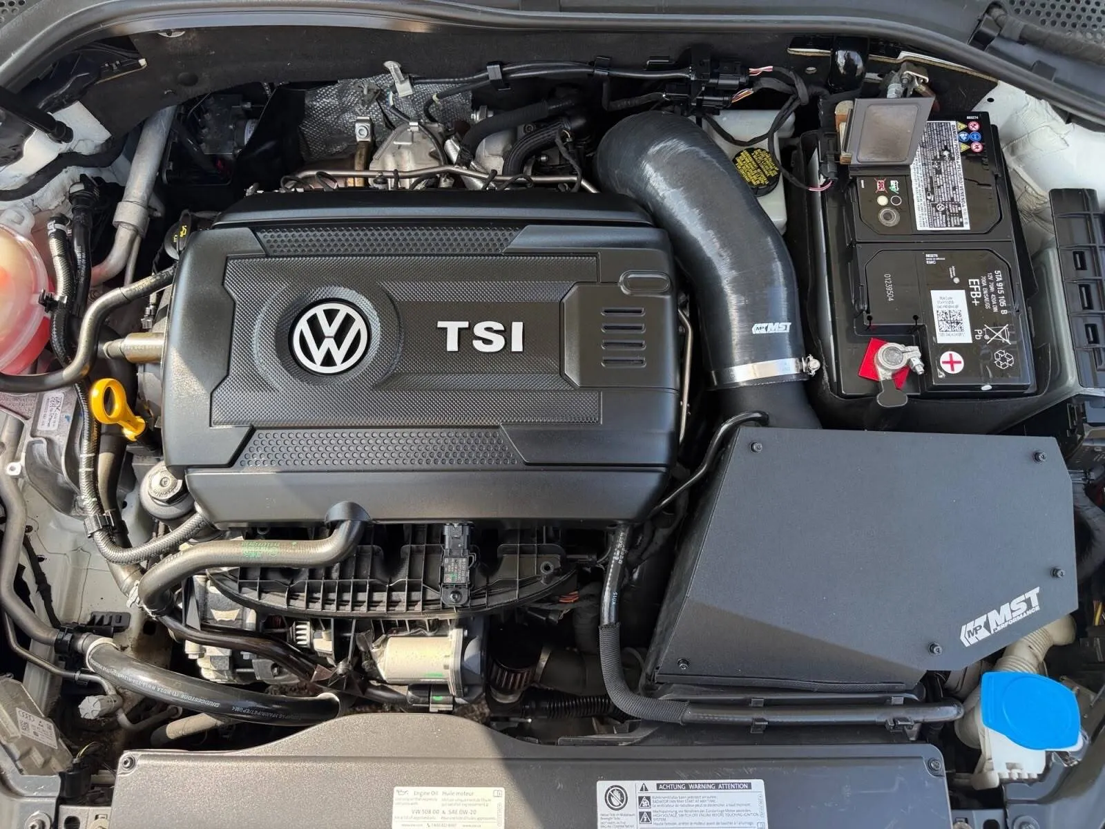 Volkswagen Golf GTI photo 16