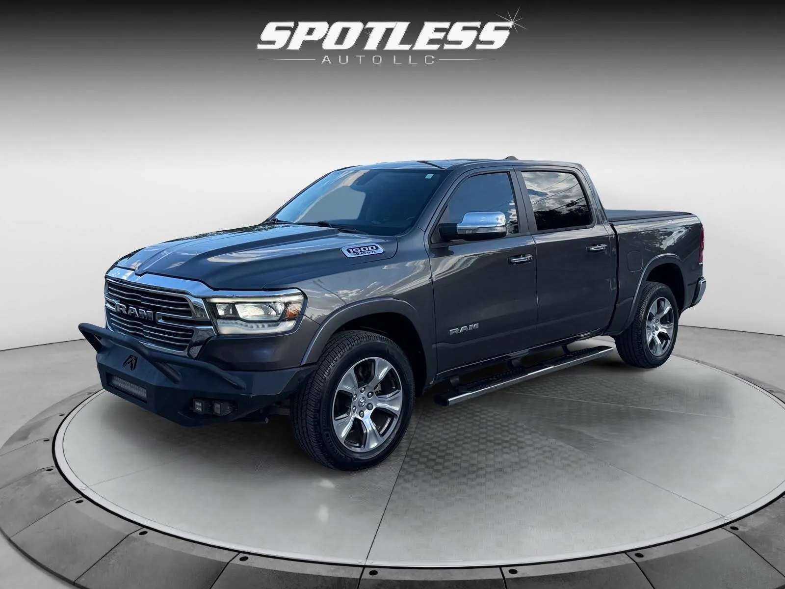 Gray 2022 Ram 1500 Laramie for sale in San Antonio, TX