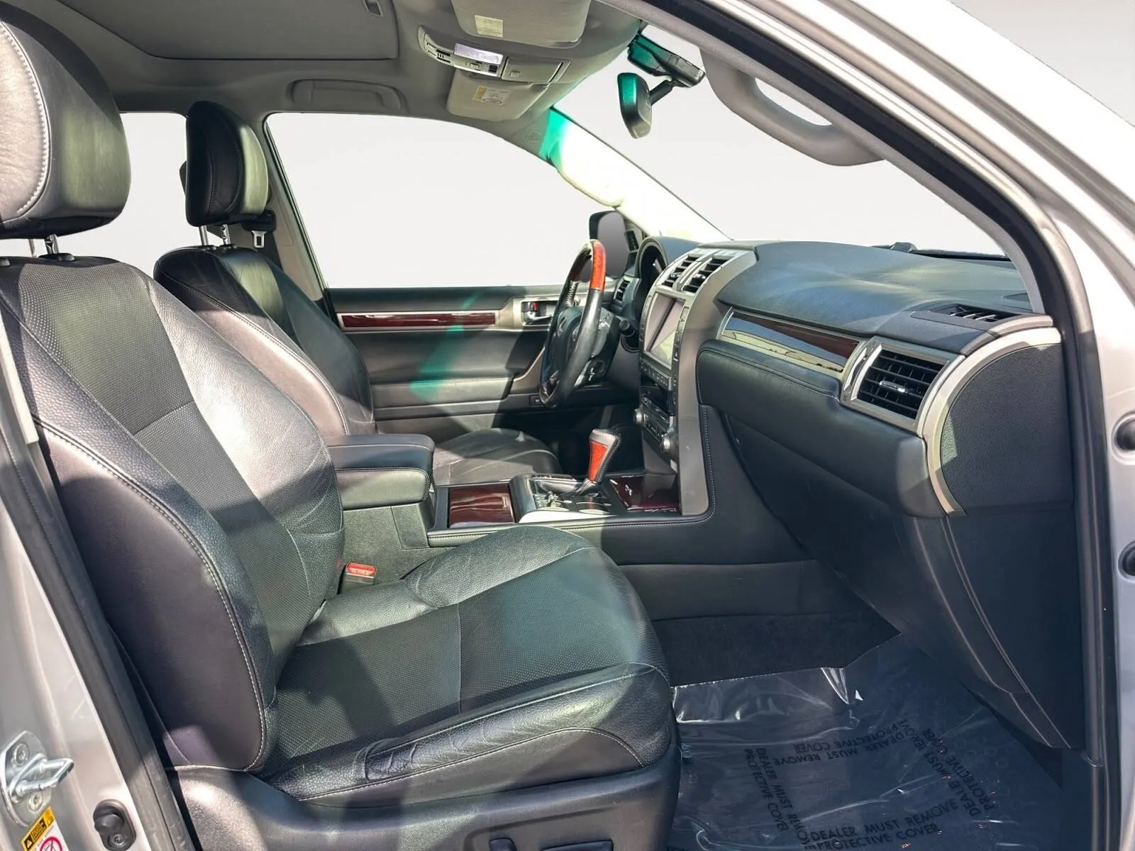 Lexus GX photo 24