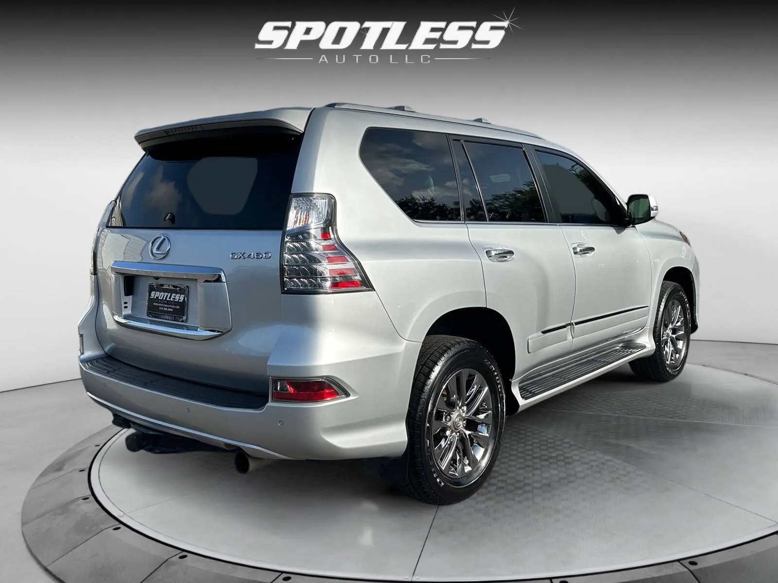 Lexus GX photo 7