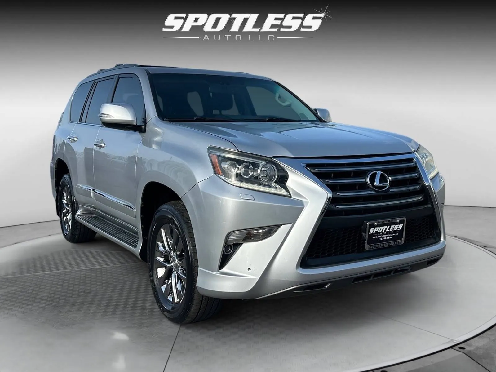 Lexus GX photo 9