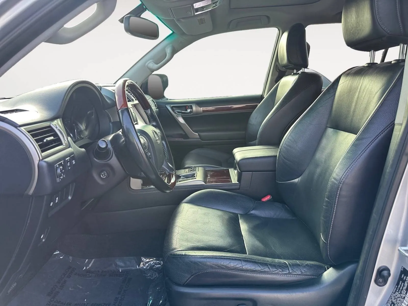 Lexus GX photo 19