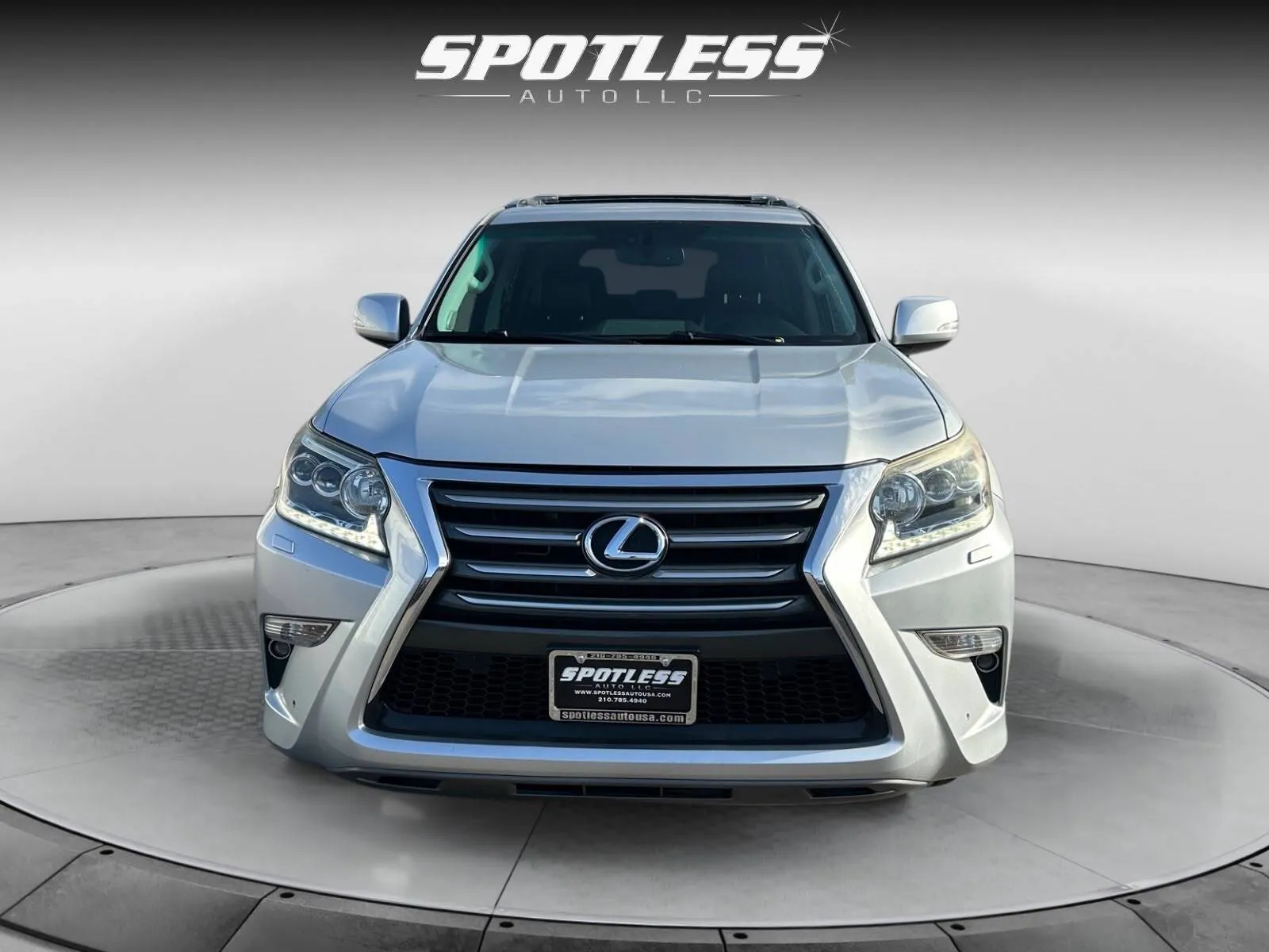 Lexus GX photo 10